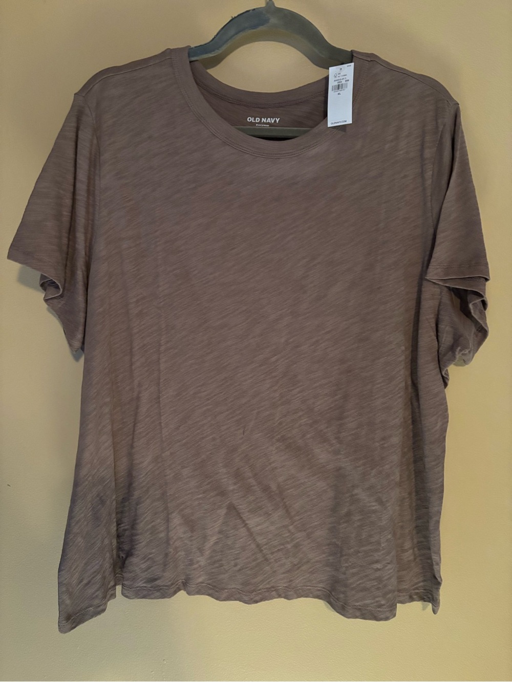 Old Navy Men's Short-Sleeve Crew Tee in Dusty Brown